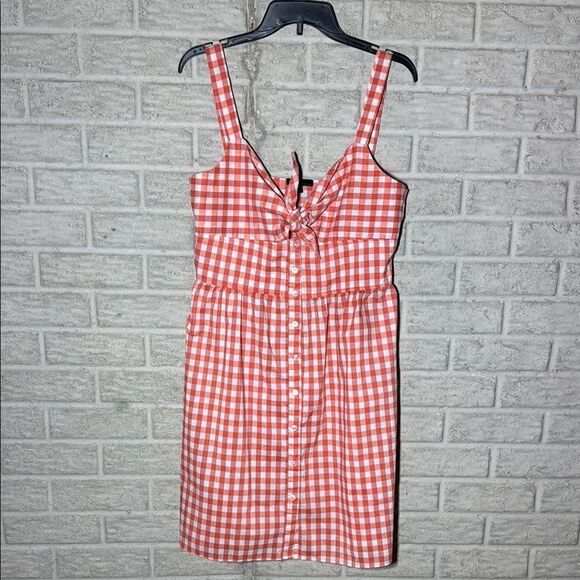 Sleeveless Dress - Picture 1 of 6